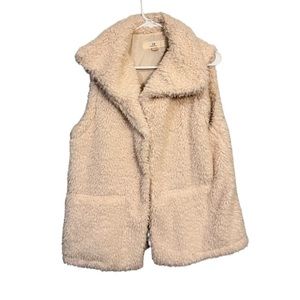 Thread & Supply Furry Sherpa Vest Layer